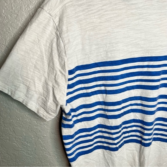 Old Navy White T Shirt W/Blue Stripes - Picture 4 of 6